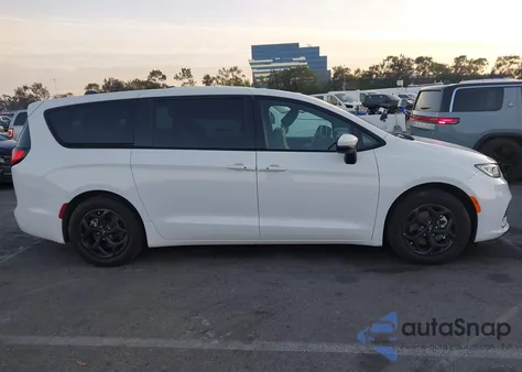 2023 Chrysler Pacifica Hybrid Touring L из США, поврежденный, VIN 2C4RC1L72PR618594